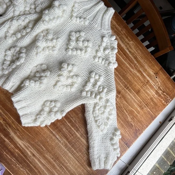 Chicwish Handmade Chunky Sweater with Hearts Size Large - Picture 11 of 15